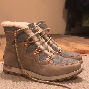 Sorel ankle boots